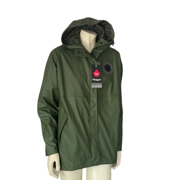 Toboggan - Women’s Rain Coat - Picture 8 of 8